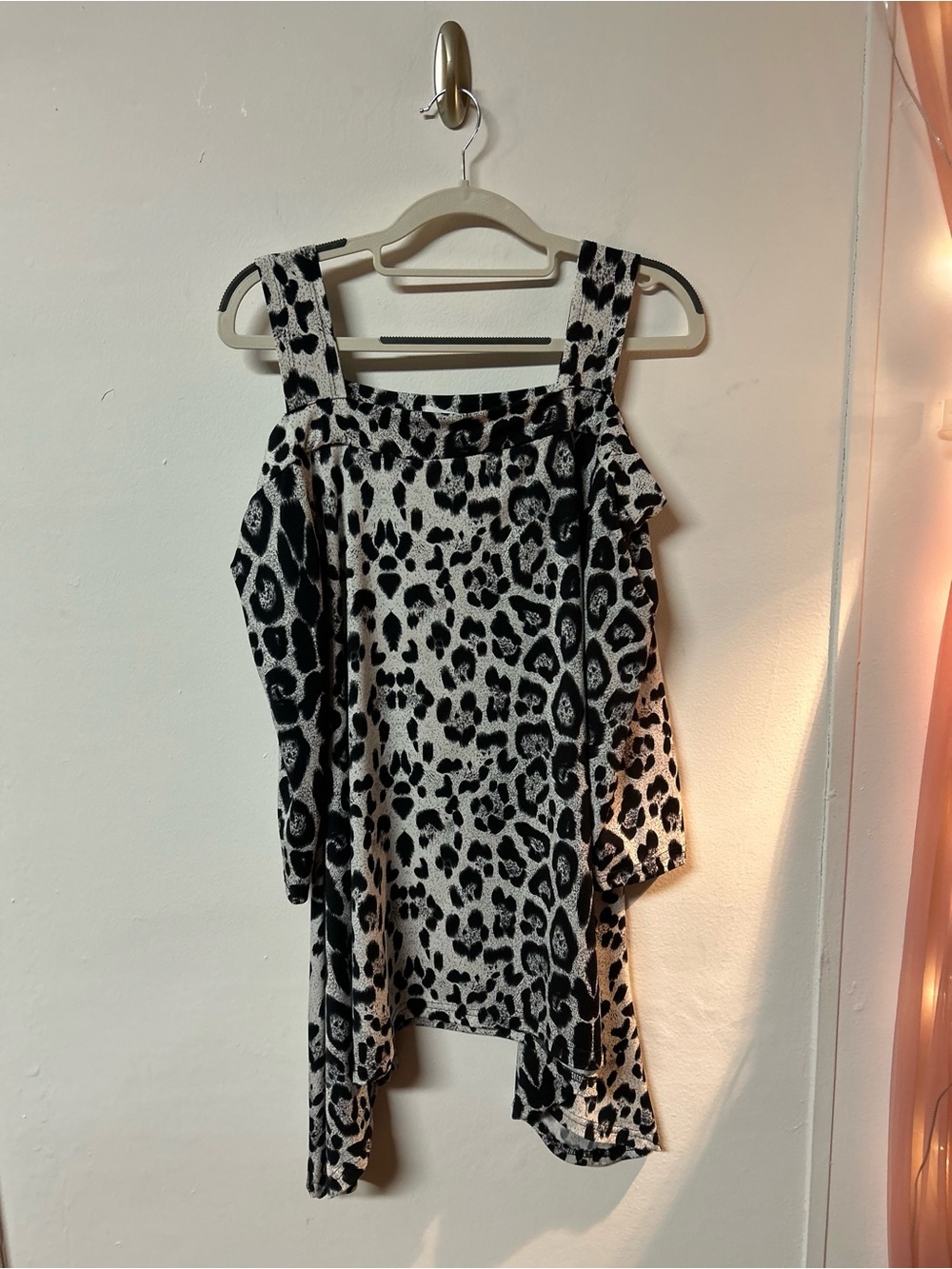 Jean-Pierre Klifa Paris XL Leopard Animal Print Cold Shoulder Tunic Top